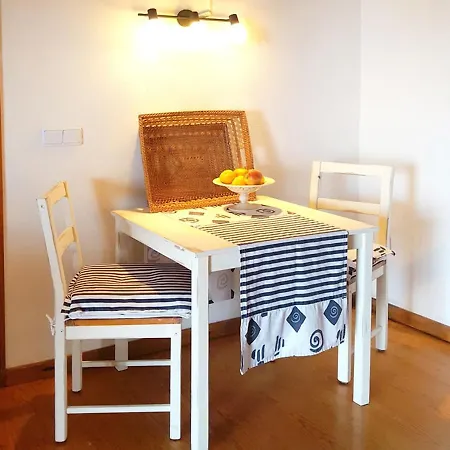 Apartment Primavera Peqa Genoves